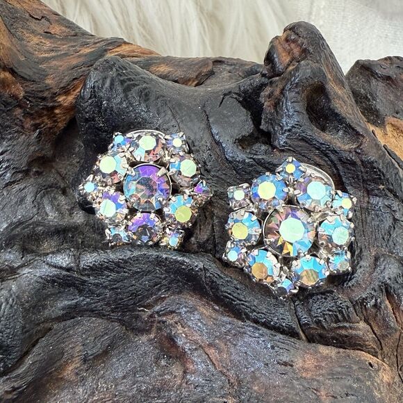 Vintage Aurora Borealis AB Rhinestone Clip Earrings Blue Flower Cluster Star - Picture 2 of 9